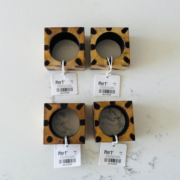 Pier 1 Leopard Square Napkin Ring - Picture 5 of 16